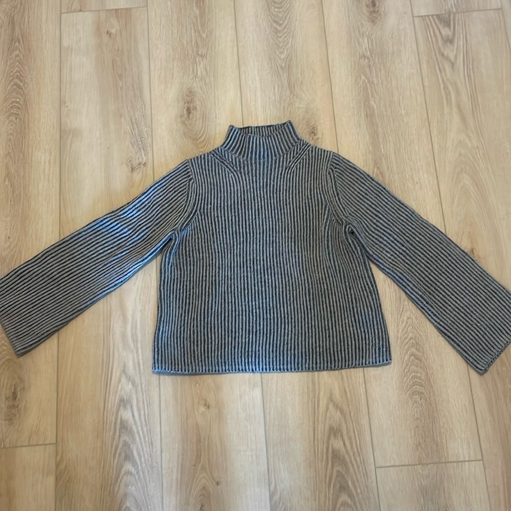 Banana Republic Sweater